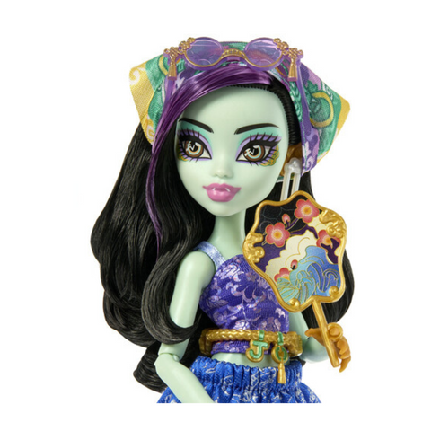 Mattel Collectible - Monster High Skulltimate Secrets: Gore-Geous Oasis Jinafire Long Doll & Playset